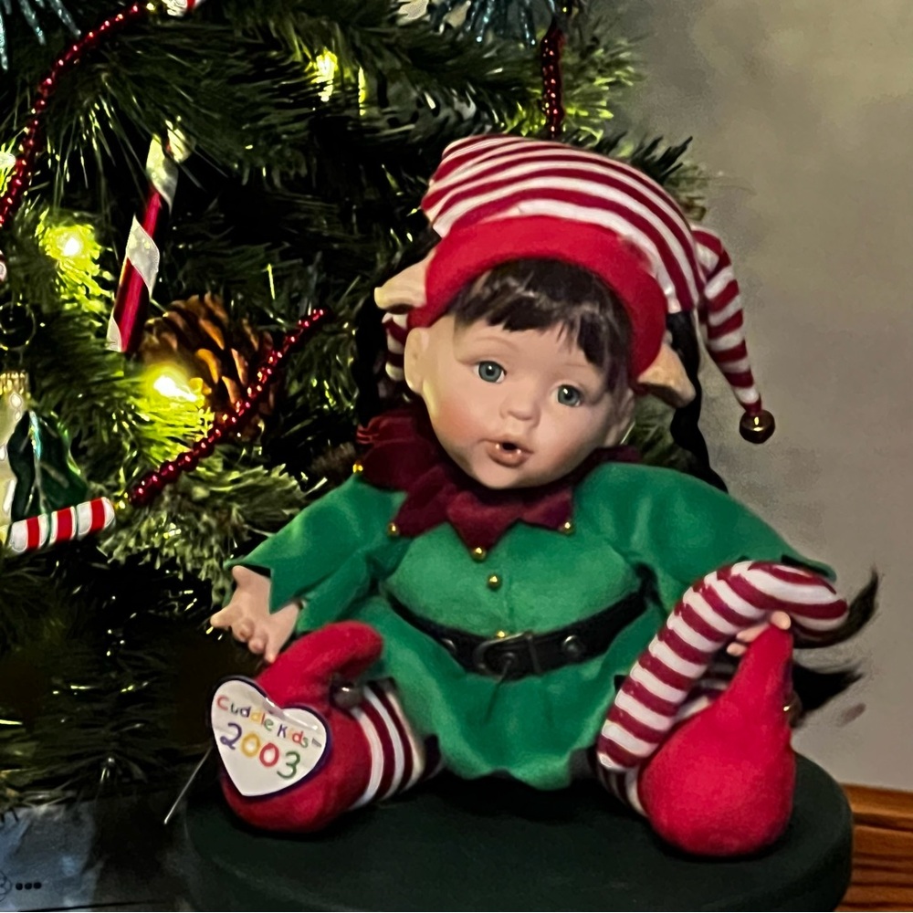 Geppeddo Cuddle Kids “Jolly Holly” Doll Vintage 2003